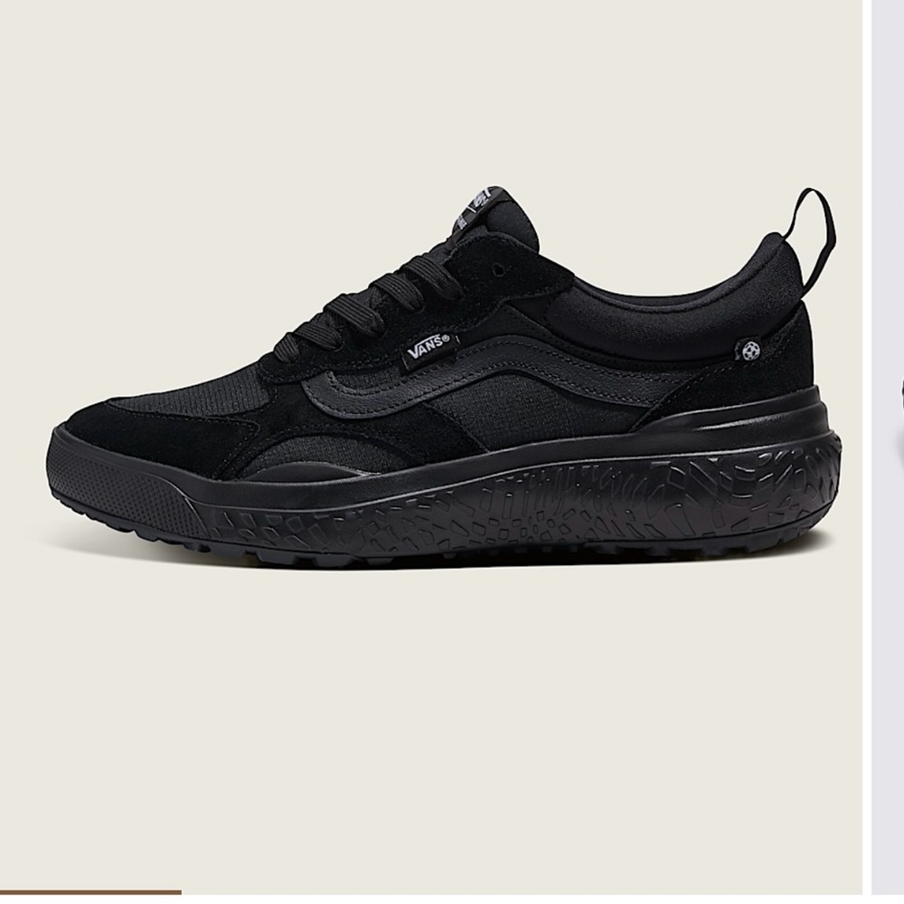 Vans women’s ultrarange neo vr3 sneakers